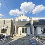 さいたま市緑区大字大門 新築戸建 仲介手数料無料 4590万円より 更にお祝金最大20万円プレゼント付 東川口駅 徒歩22分 バス(大門小入口 乗9分 停歩5分) 浦和美園駅 徒歩22分 新築戸建 さいたま市緑区大字大門 新築戸建 仲介手数料無料 4590万円より 更にお祝金最大20万円プレゼント付 東川口駅 徒歩22分 バス(大門小入口 乗9分 停歩5分) 浦和美園駅 徒歩22分 新築戸建