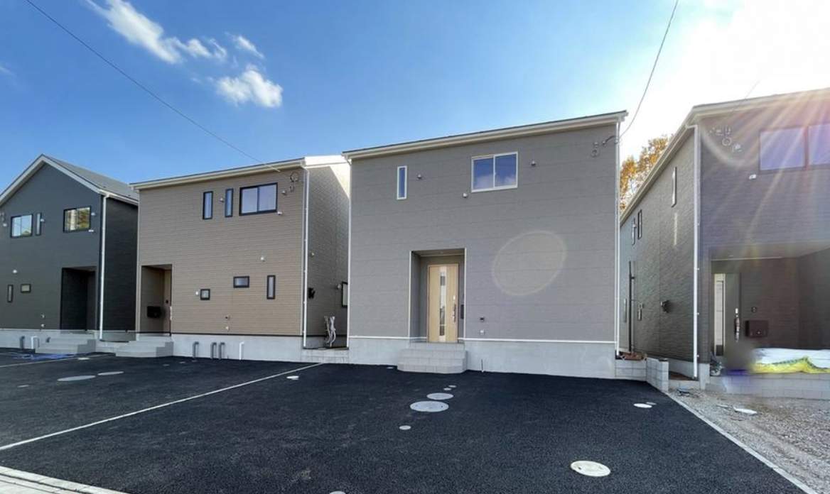 現地アーネストワン さいたま市西区大字飯田新田 新築戸建 仲介手数料無料