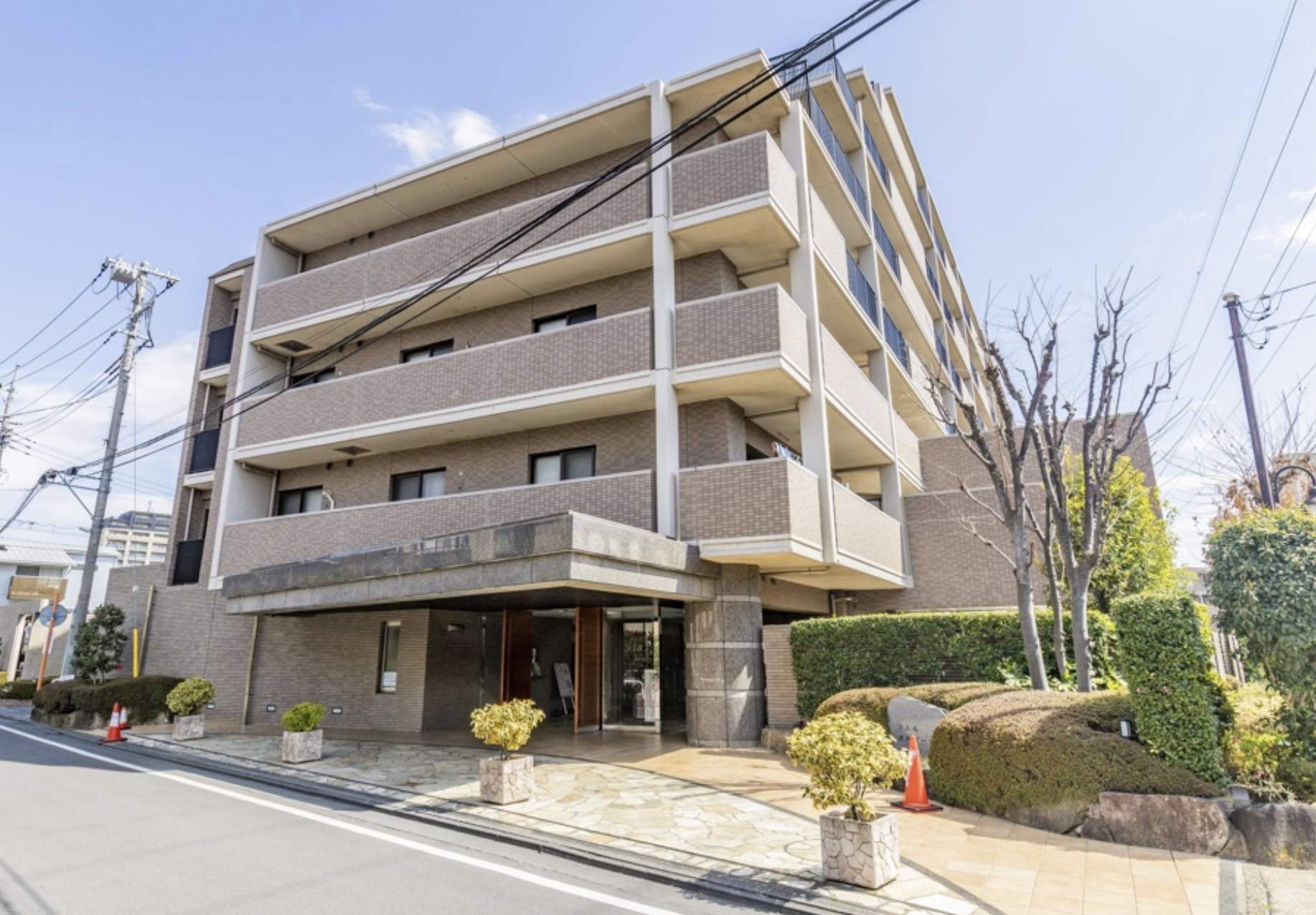 外観、コスモ浦和ガーデンズ 仲介手数料無料 中古マンショ